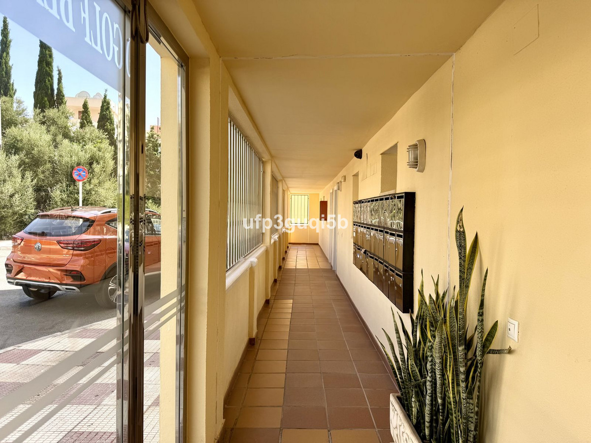 Appartement te koop in Torrequebrada | 1 slaapkamers H5081467