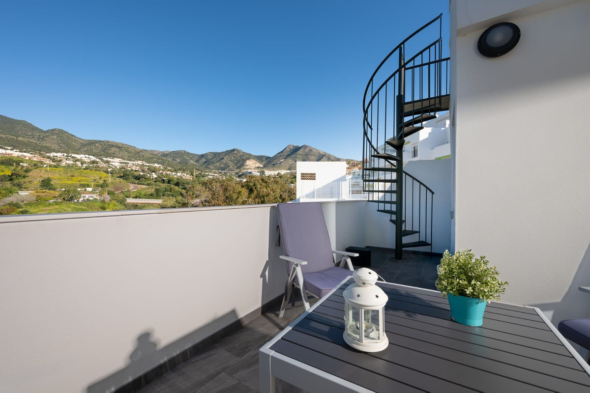 Apartment for sale in Torrequebrada | 3 bedrooms H5084098