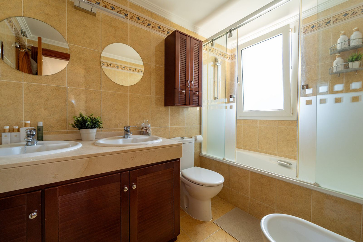 Penthouse te koop in Torrequebrada | 3 slaapkamers H5105023