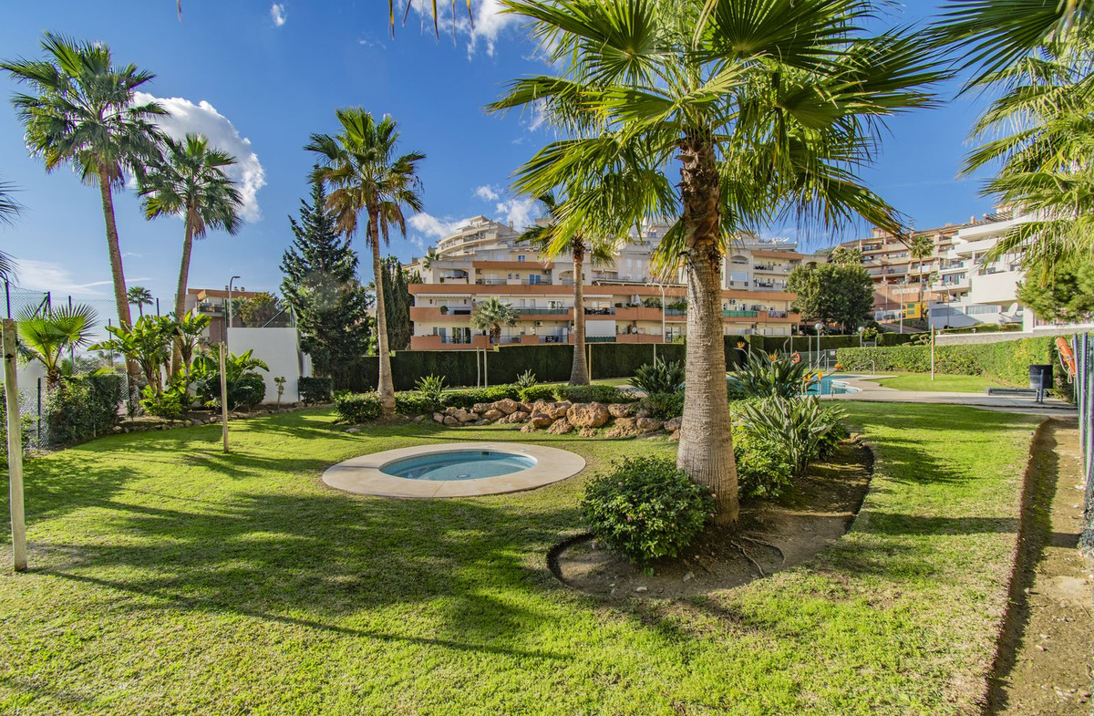 Penthouse te koop in Torrequebrada | 1 slaapkamers H5110684