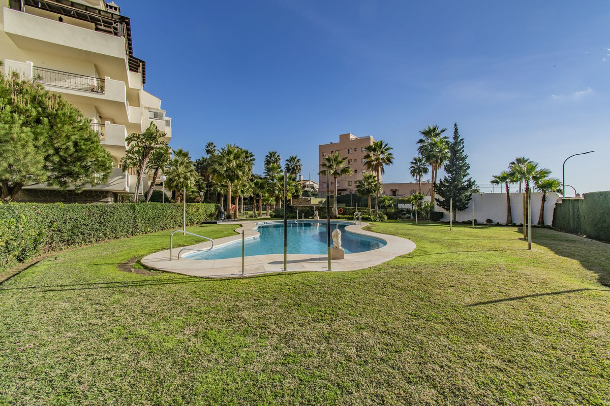 Penthouse te koop in Torrequebrada | 1 slaapkamers H5110684