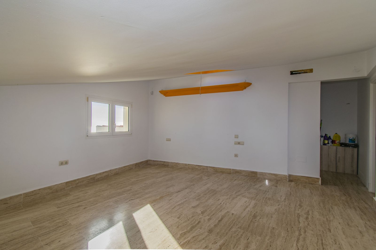 Penthouse te koop in Torrequebrada | 1 slaapkamers H5110684