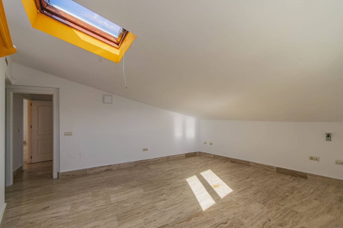 Penthouse te koop in Torrequebrada | 1 slaapkamers H5110684