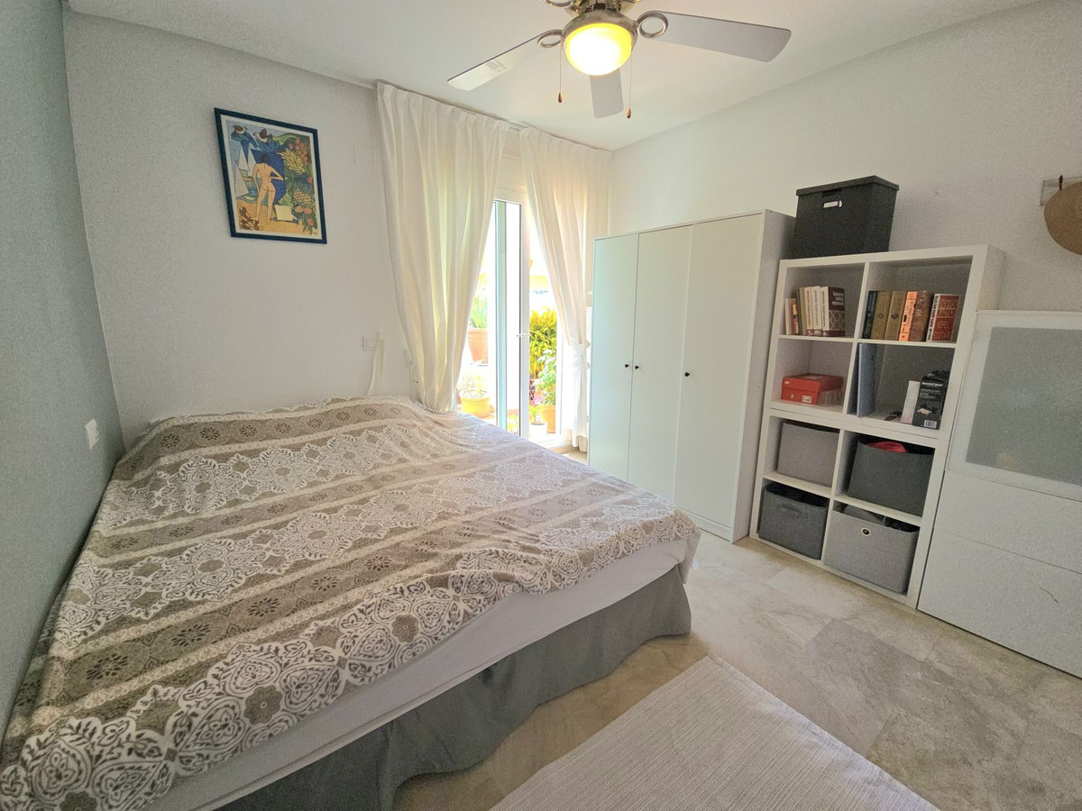 Appartement te koop in Torrequebrada | 2 slaapkamers H5124172