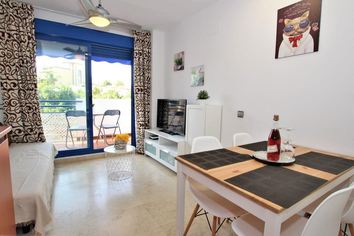 Appartement te koop in Torrequebrada | 1 slaapkamers H5130889