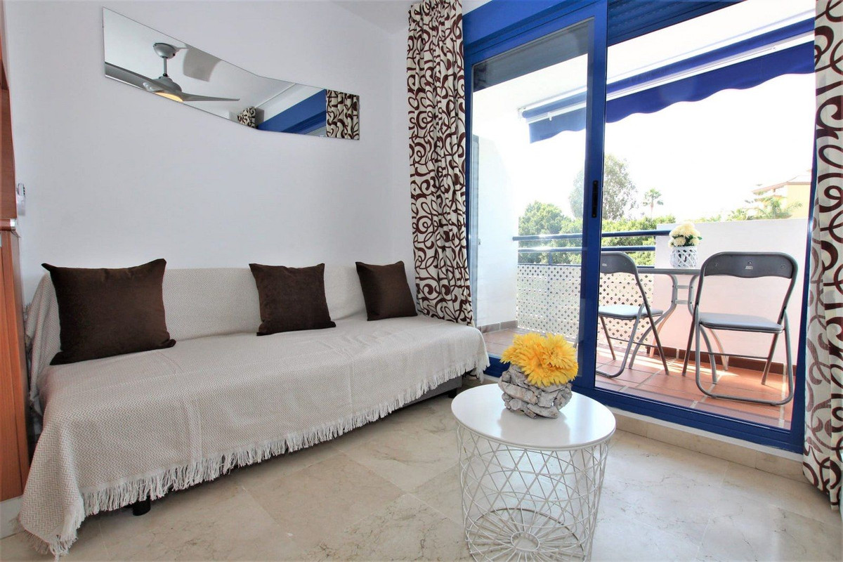 Appartement te koop in Torrequebrada | 1 slaapkamers H5130889