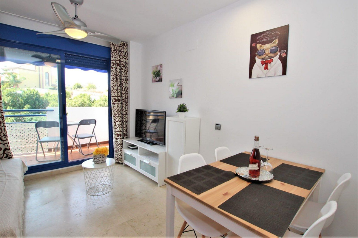 Appartement te koop in Torrequebrada | 1 slaapkamers H5130889