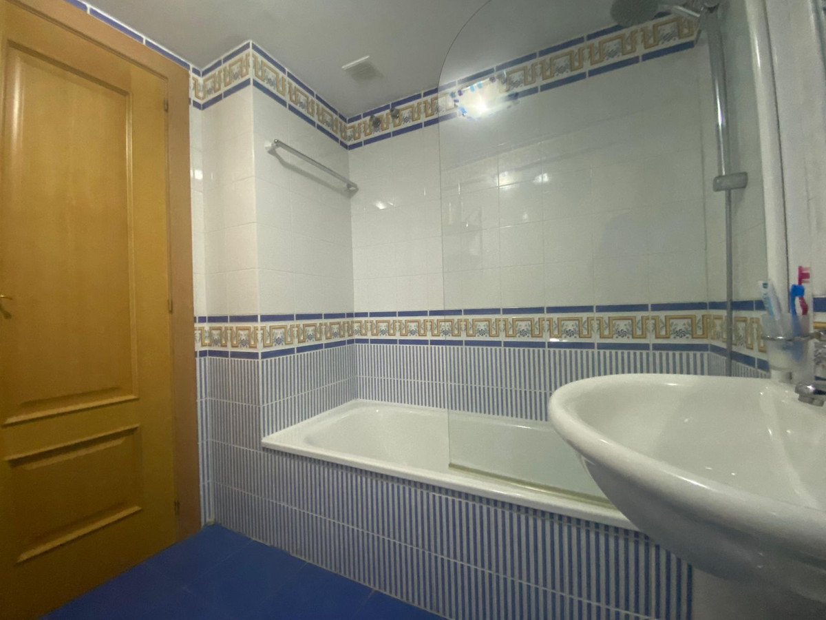Appartement te koop in Torrequebrada | 3 slaapkamers H5141638