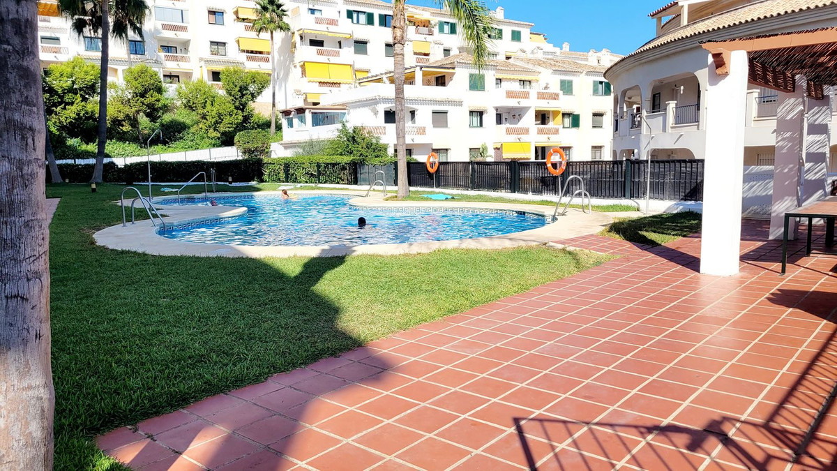 Appartement te koop in Torrequebrada | 3 slaapkamers H5142739