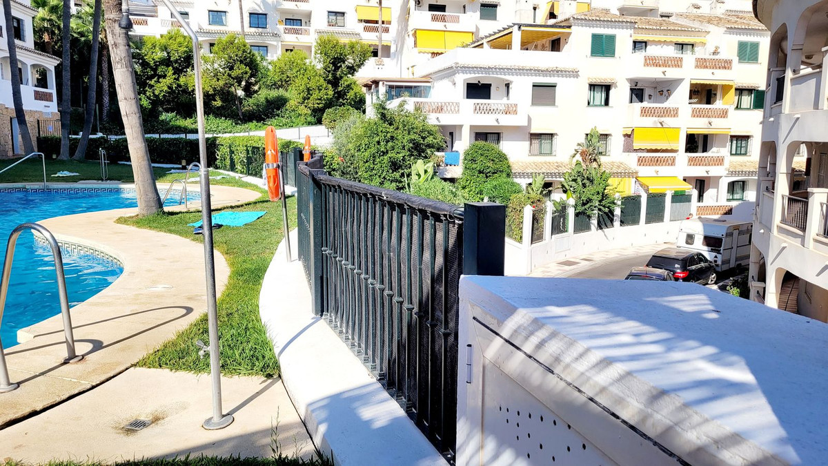 Appartement te koop in Torrequebrada | 3 slaapkamers H5142739
