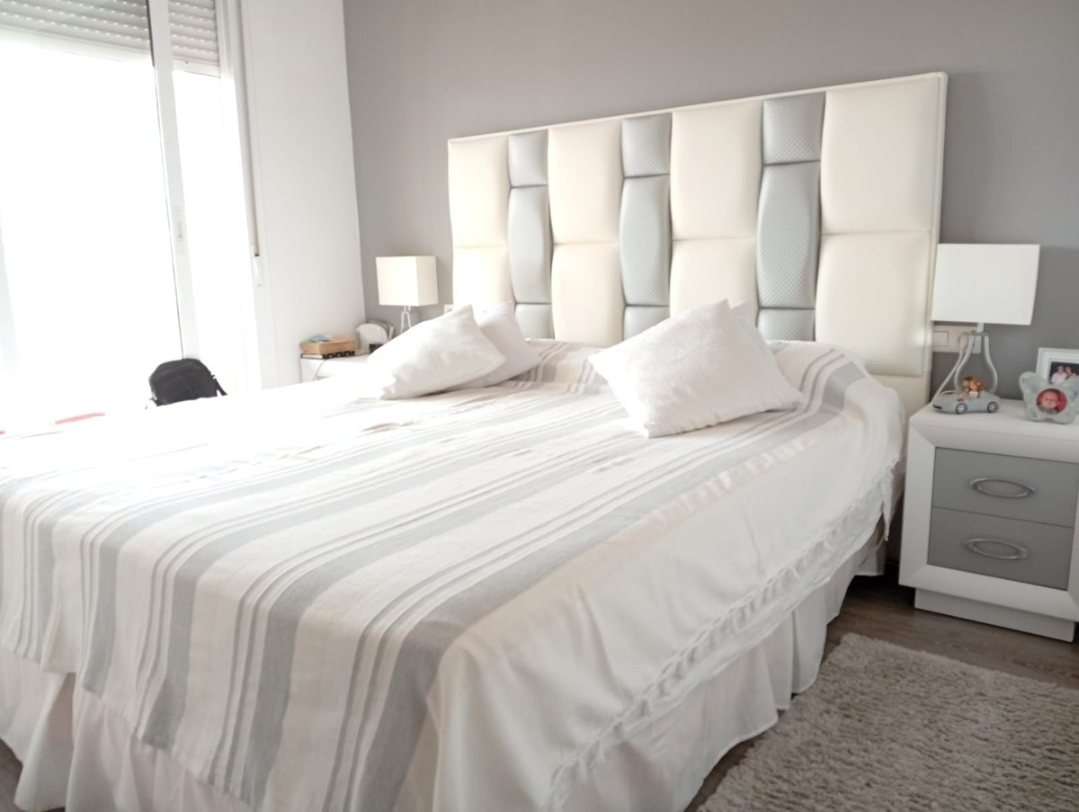 Appartement te koop in Torrequebrada | 3 slaapkamers H5145883