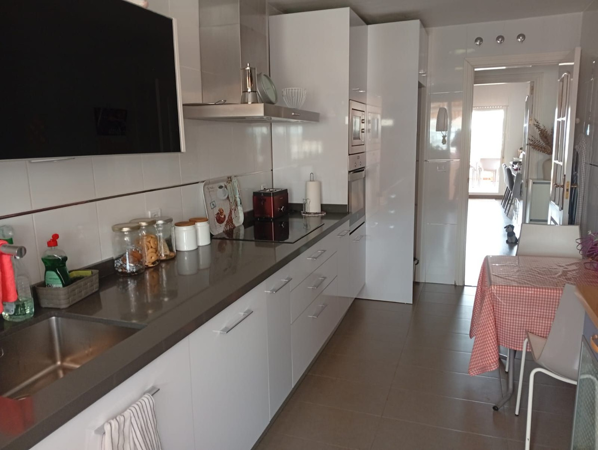 Appartement te koop in Torrequebrada | 3 slaapkamers H5145883