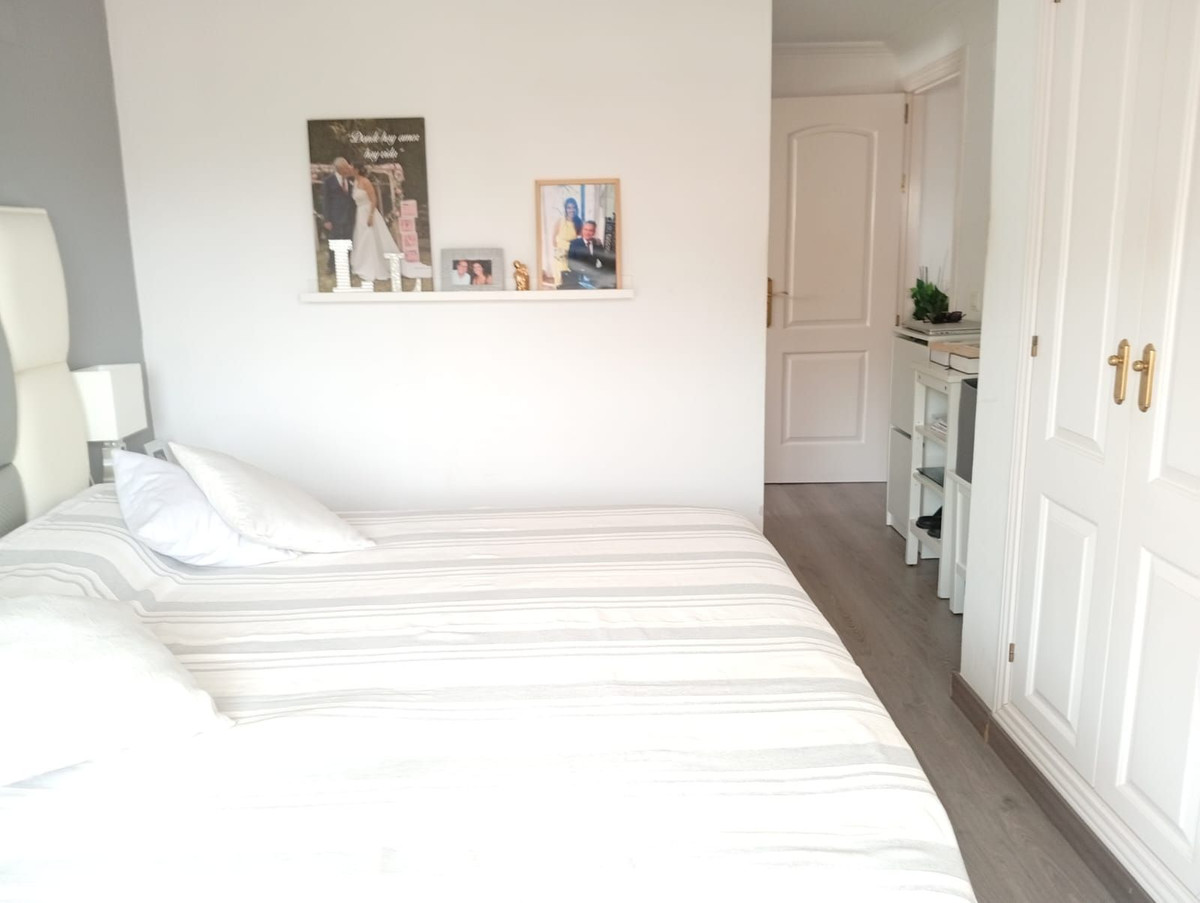 Appartement te koop in Torrequebrada | 3 slaapkamers H5145883