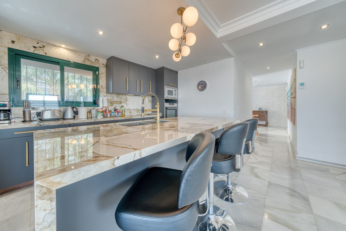 Penthouse te koop in Torrequebrada | 4 slaapkamers H5186452