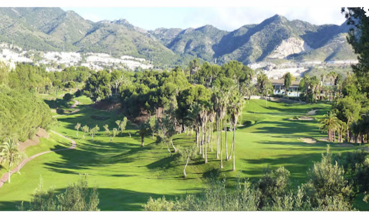 Appartement te koop in Torrequebrada | 2 slaapkamers H5204962