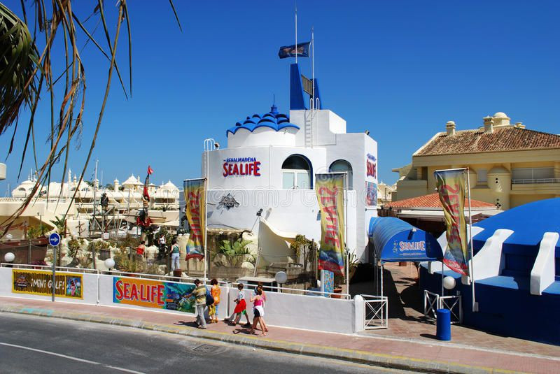 Appartement te koop in Torrequebrada | 2 slaapkamers H5204962