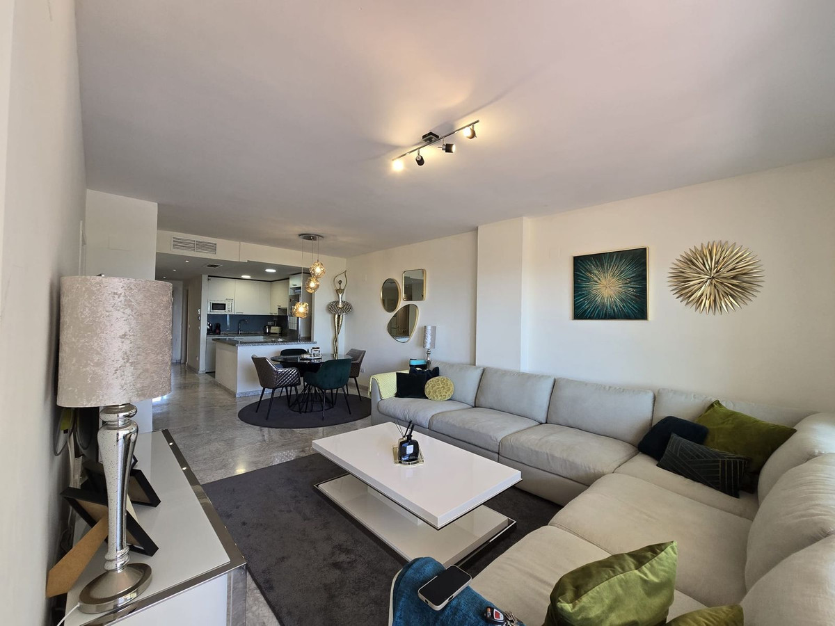 Appartement te koop in Torrequebrada | 2 slaapkamers H5216464