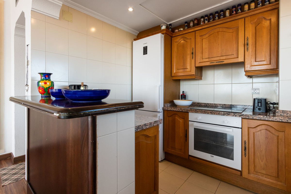 Appartement te koop in Torrequebrada | 2 slaapkamers H5229658