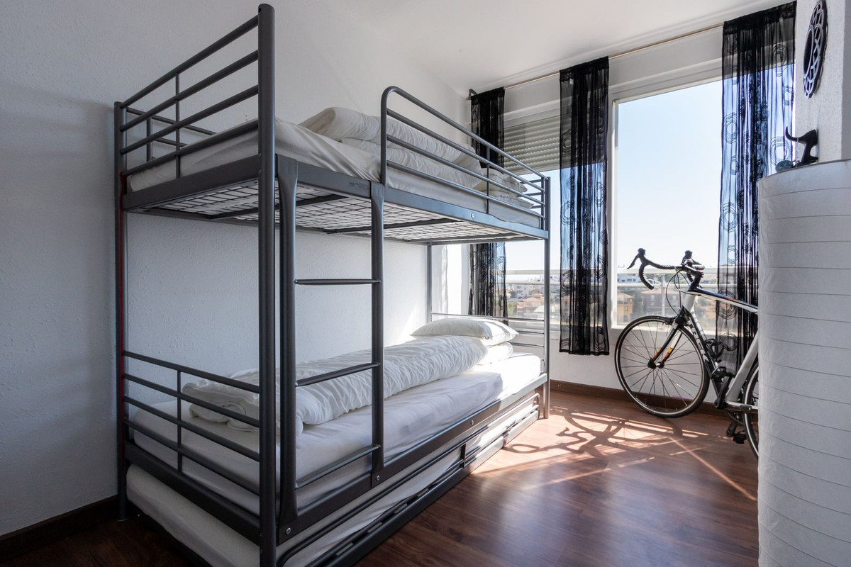 Appartement te koop in Torrequebrada | 2 slaapkamers H5229658