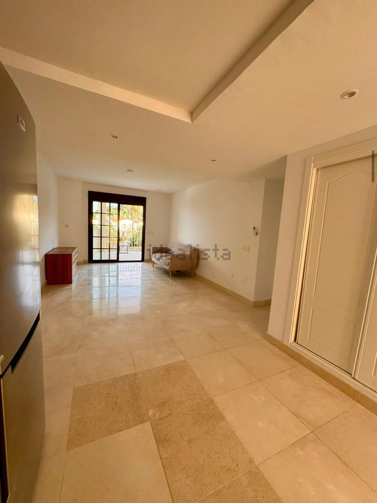 Appartement te koop in Torrequebrada | 2 slaapkamers H5229994