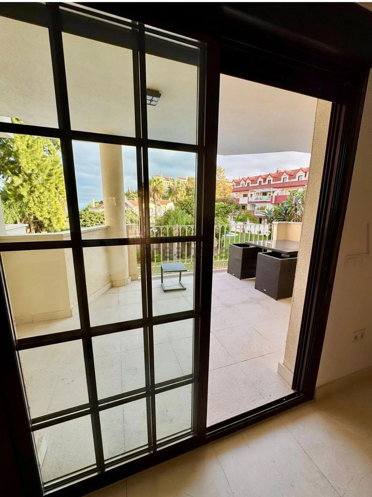 Appartement te koop in Torrequebrada | 2 slaapkamers H5229994