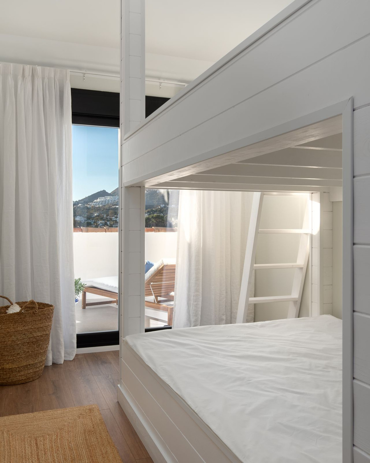 Appartement te koop in Torrequebrada | 3 slaapkamers H5250139