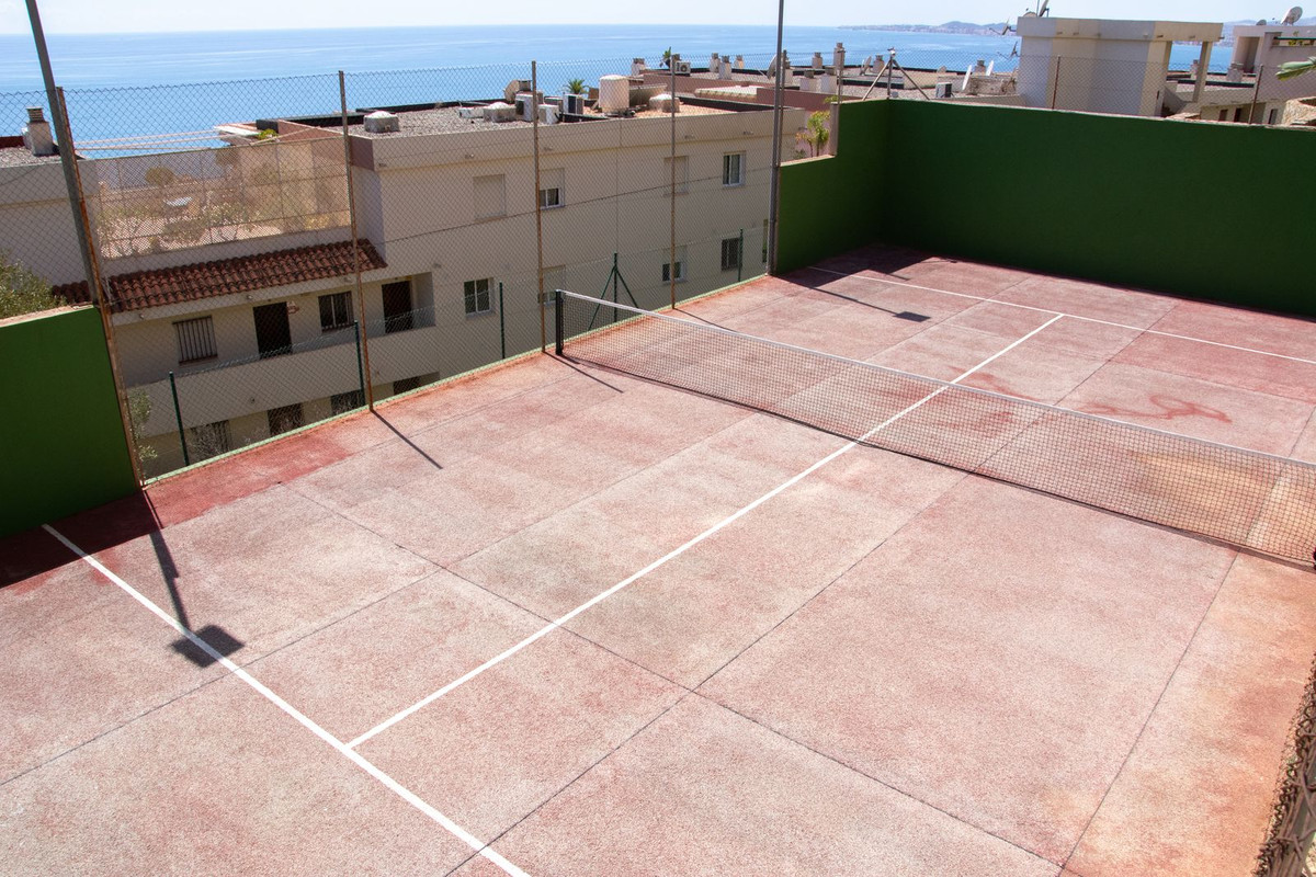 Appartement te koop in Torrequebrada | 3 slaapkamers H5250139