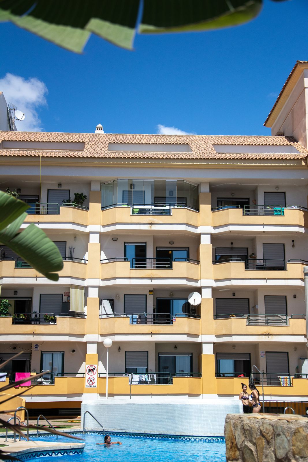 Appartement te koop in Torrequebrada | 3 slaapkamers H5250139