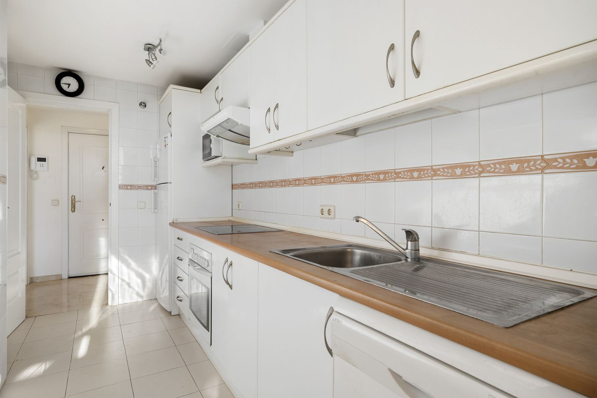 Appartement te koop in Torrequebrada | 2 slaapkamers H5287264