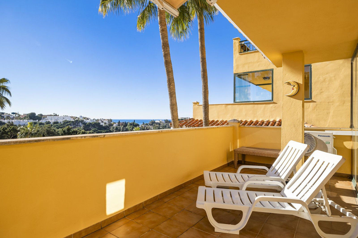 Appartement te koop in Torrequebrada | 2 slaapkamers H5287264