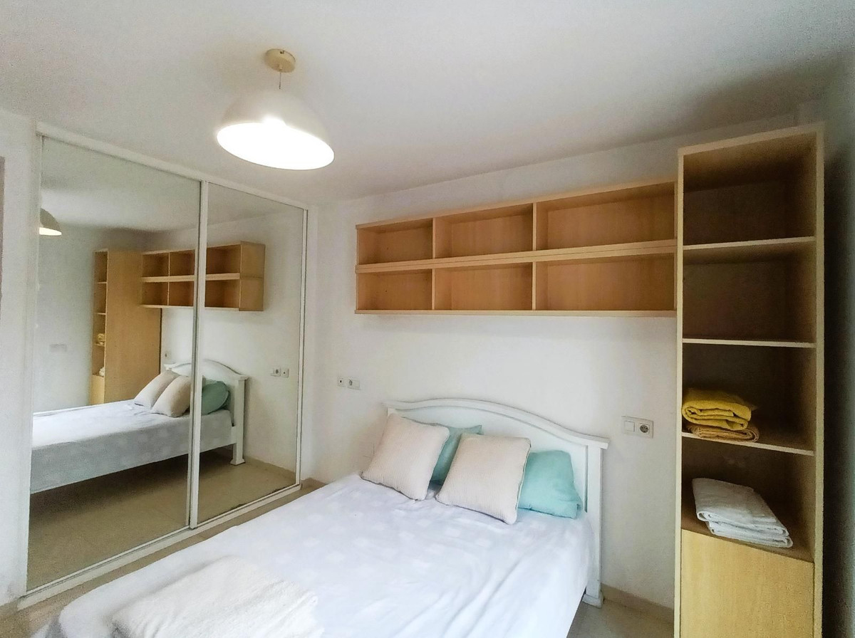 Appartement te koop in Torrequebrada | 4 slaapkamers H5298958