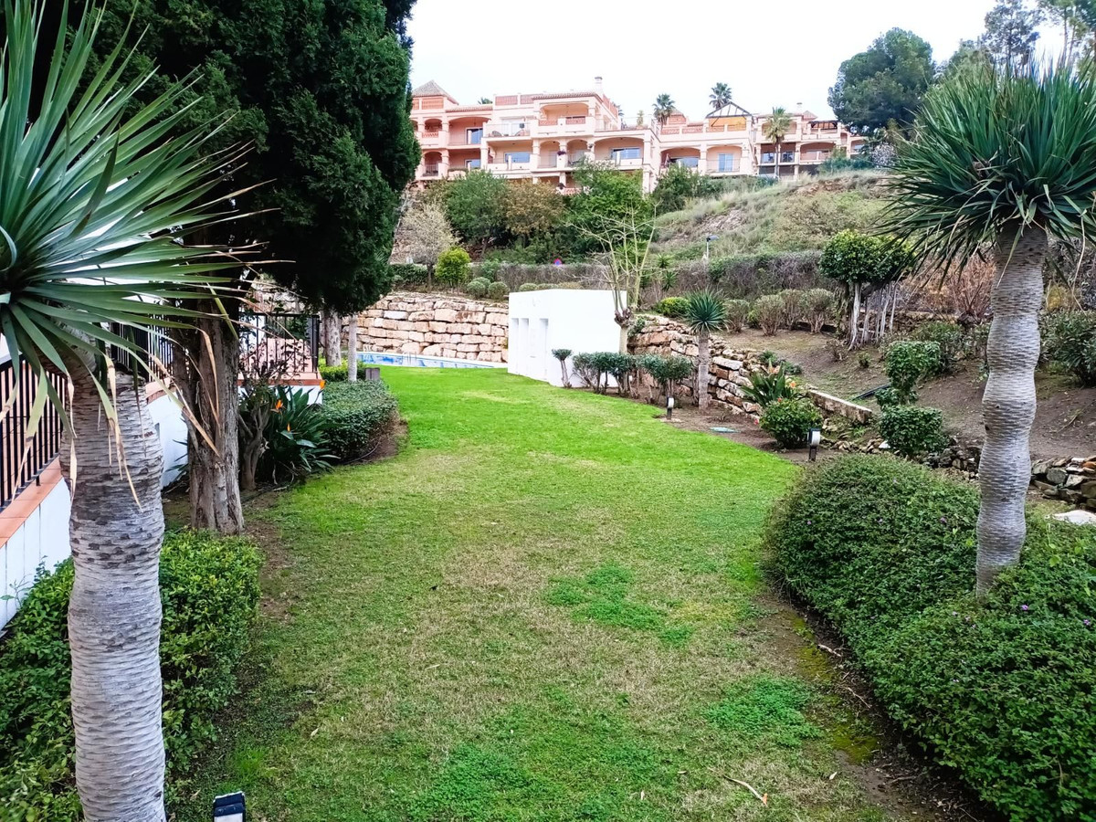 Appartement te koop in Torrequebrada | 4 slaapkamers H5298958