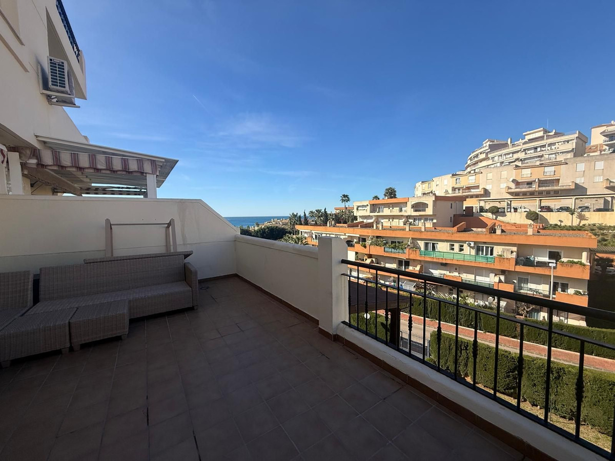 Appartement te koop in Torrequebrada | 2 slaapkamers H5314393
