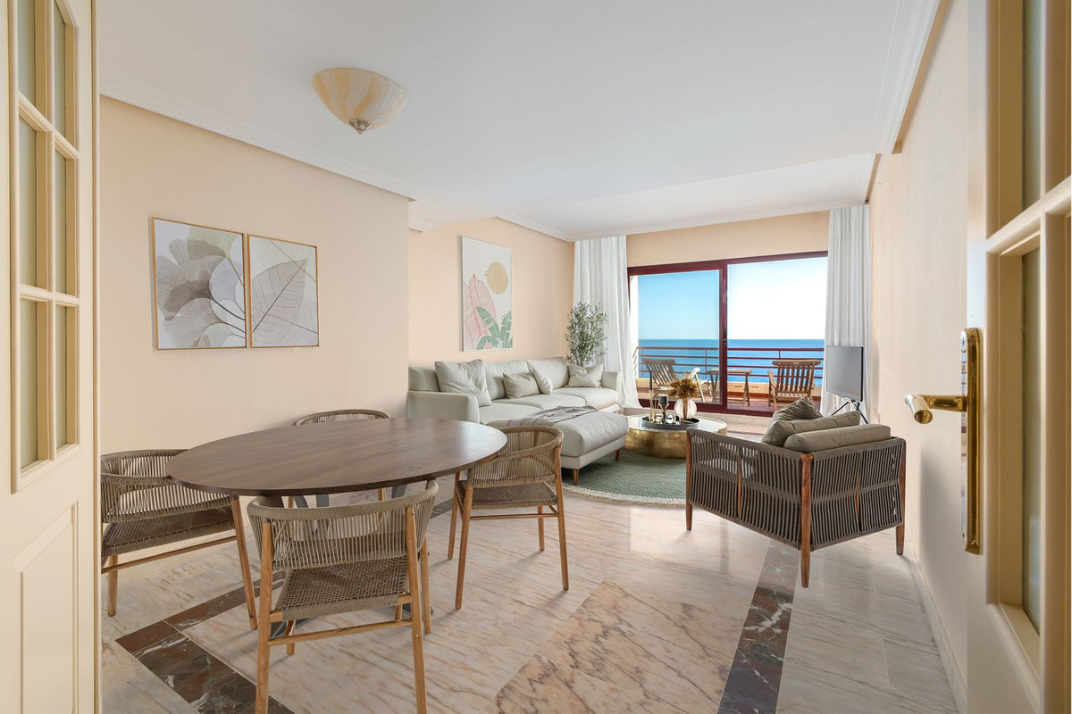 Appartement te koop in Torrequebrada | 3 slaapkamers H5315836