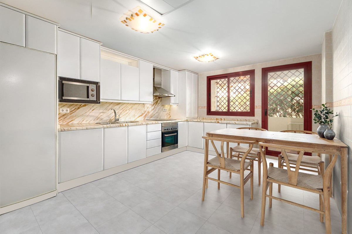 Appartement te koop in Torrequebrada | 3 slaapkamers H5315836