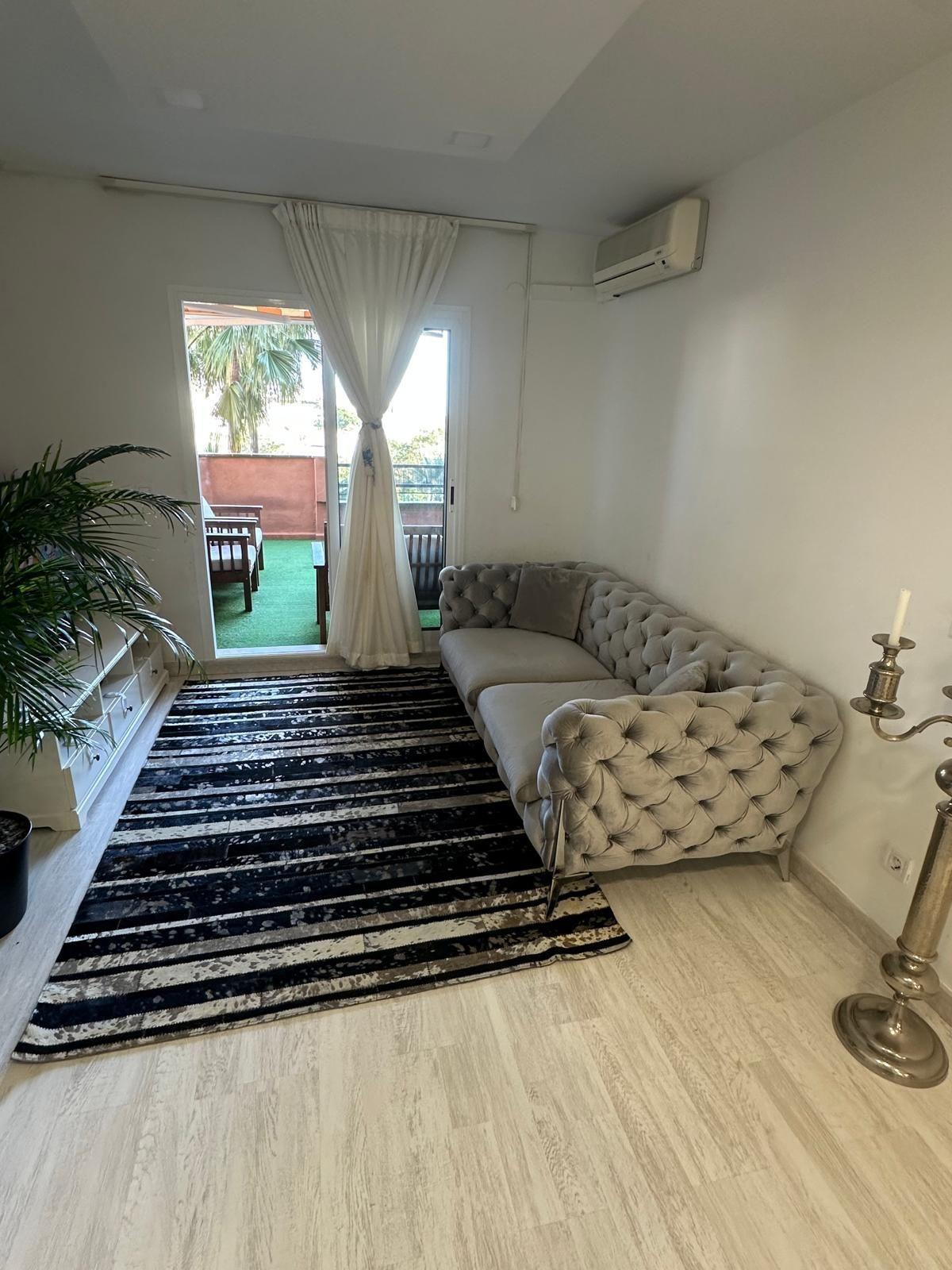 Appartement te koop in Torrequebrada | 2 slaapkamers H5321746