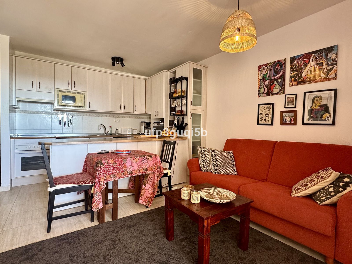 Appartement te koop in Torrequebrada | 1 slaapkamers H5330533