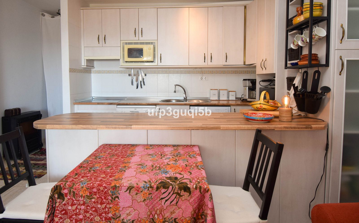 Appartement te koop in Torrequebrada | 1 slaapkamers H5330533