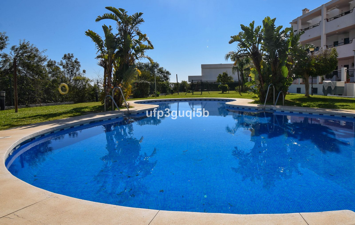 Appartement te koop in Torrequebrada | 1 slaapkamers H5330533