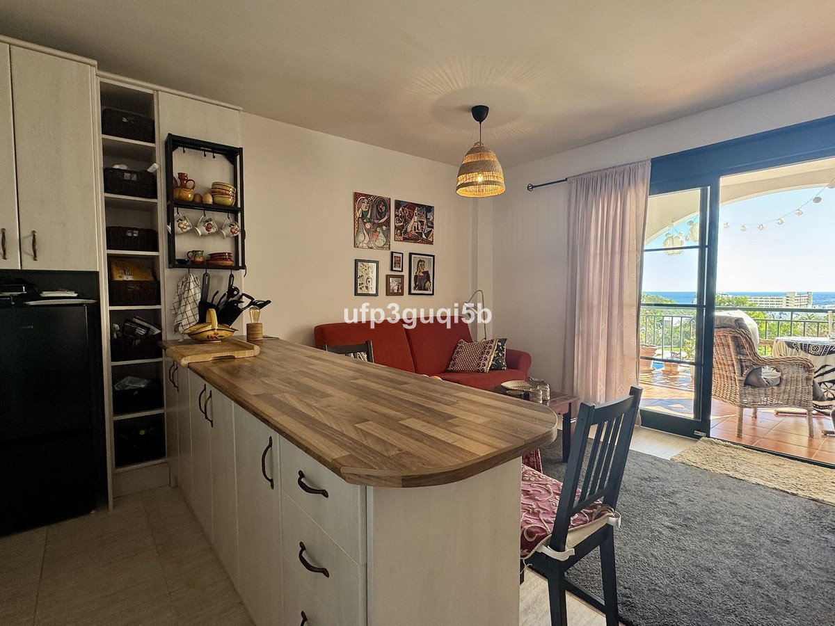 Appartement te koop in Torrequebrada | 1 slaapkamers H5330533
