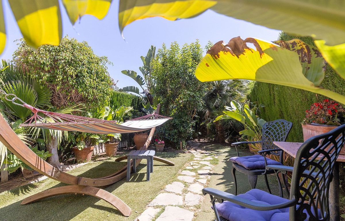 Appartement te koop in Torrequebrada | 2 slaapkamers H5394874