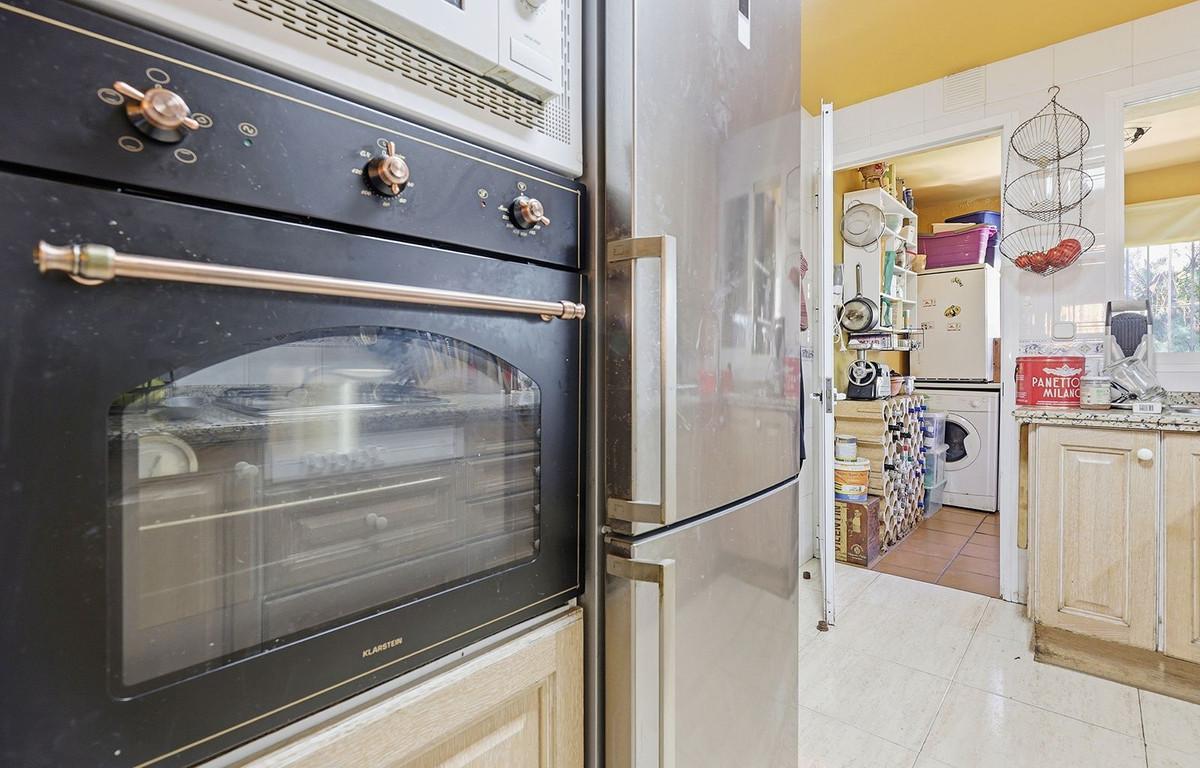 Appartement te koop in Torrequebrada | 2 slaapkamers H5394874