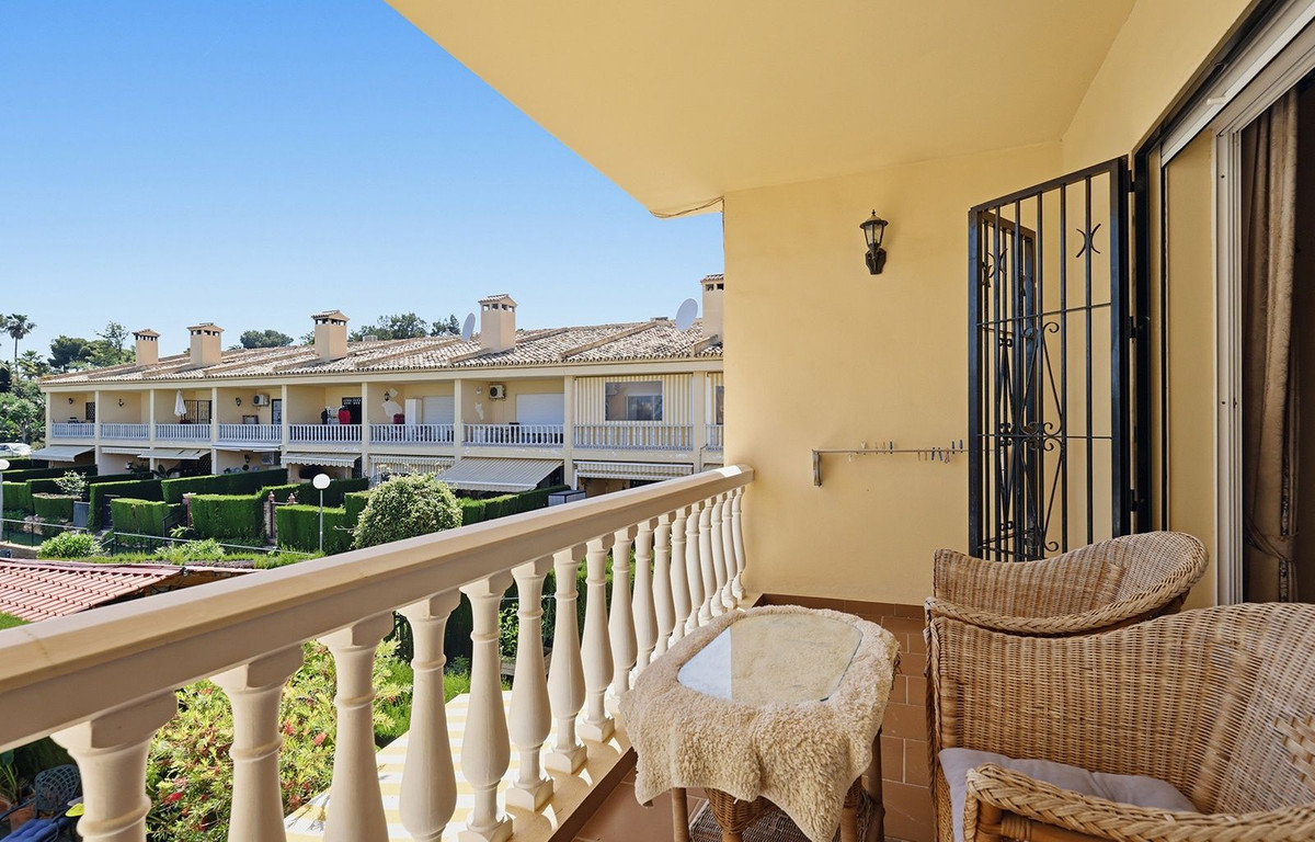 Appartement te koop in Torrequebrada | 2 slaapkamers H5394874