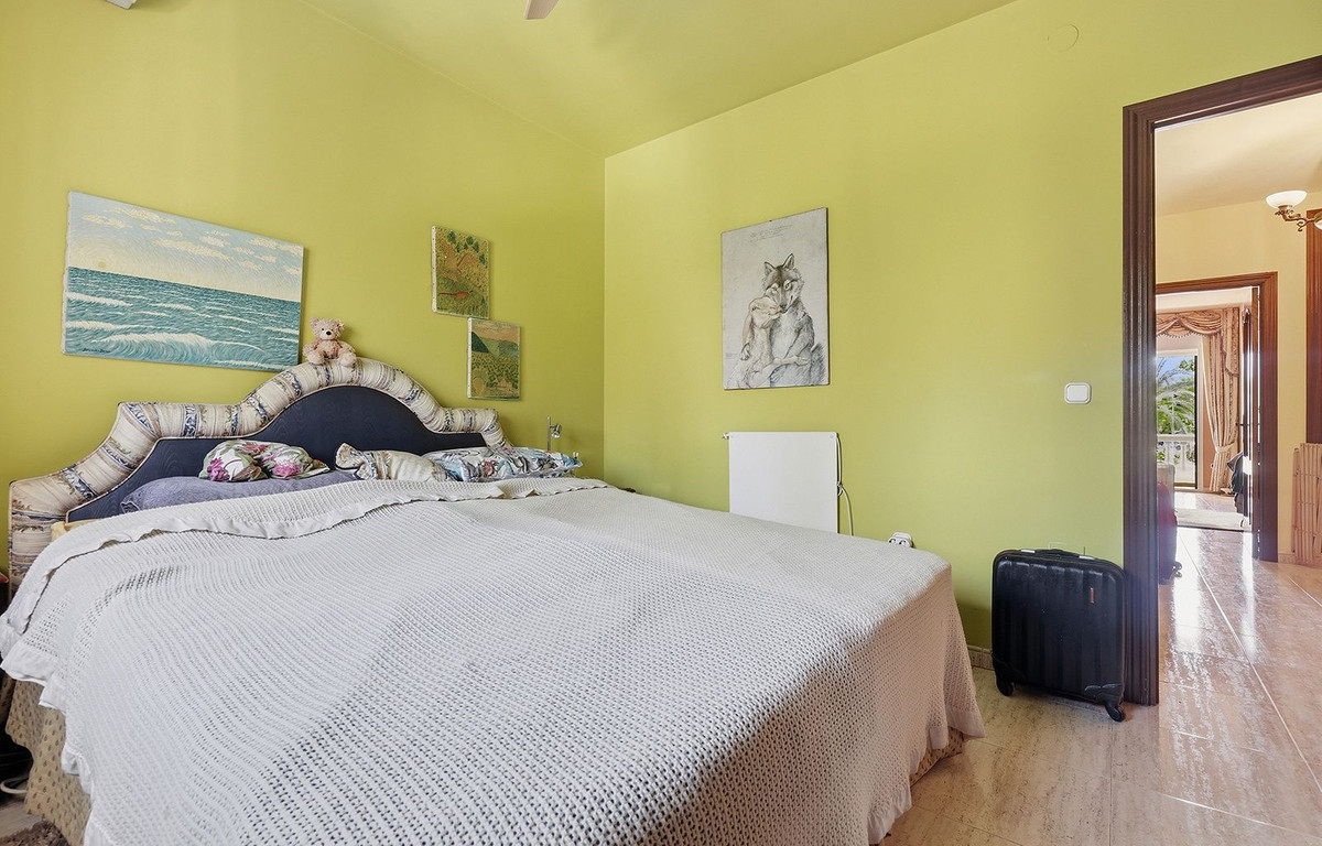 Appartement te koop in Torrequebrada | 2 slaapkamers H5394874