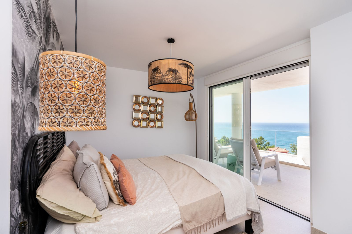 Appartement te koop in Torrequebrada | 3 slaapkamers H5400052