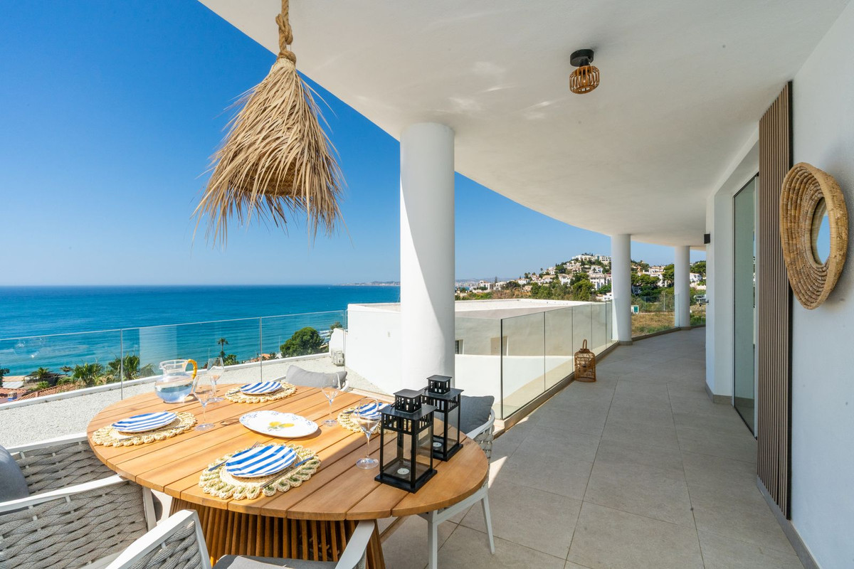 Appartement te koop in Torrequebrada | 3 slaapkamers H5400052