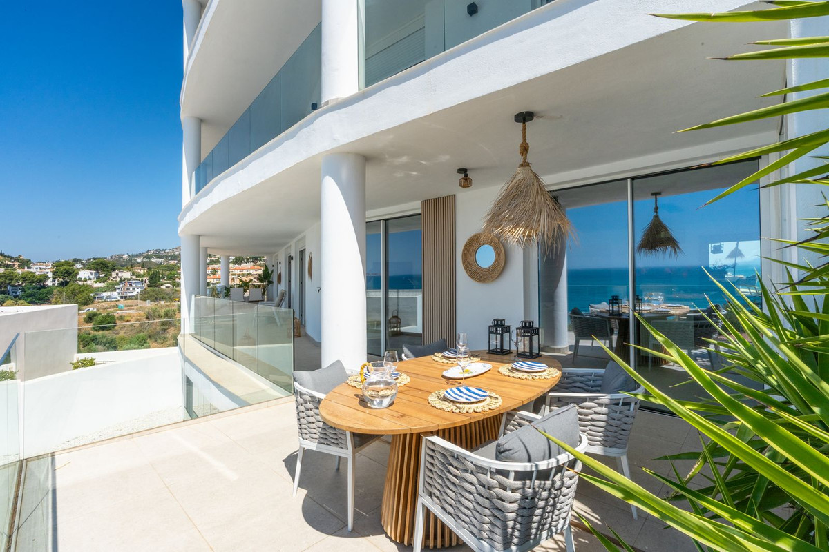 Appartement te koop in Torrequebrada | 3 slaapkamers H5400052