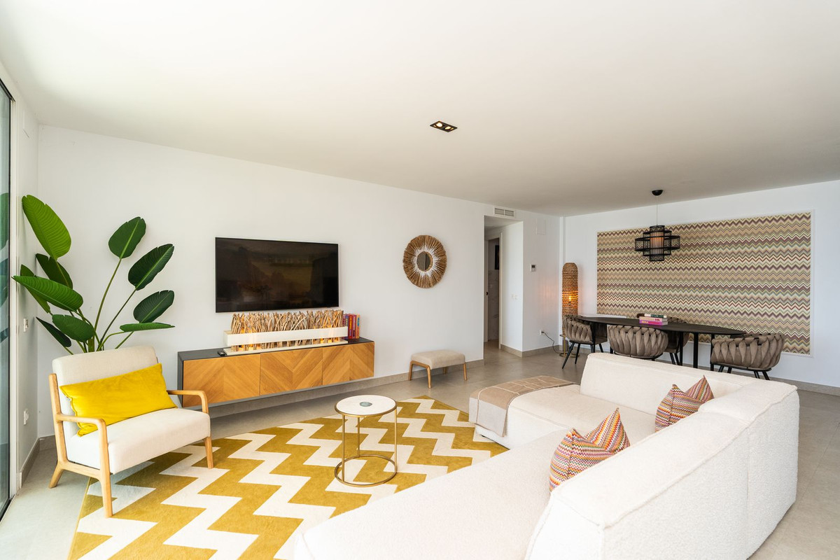 Appartement te koop in Torrequebrada | 3 slaapkamers H5400052