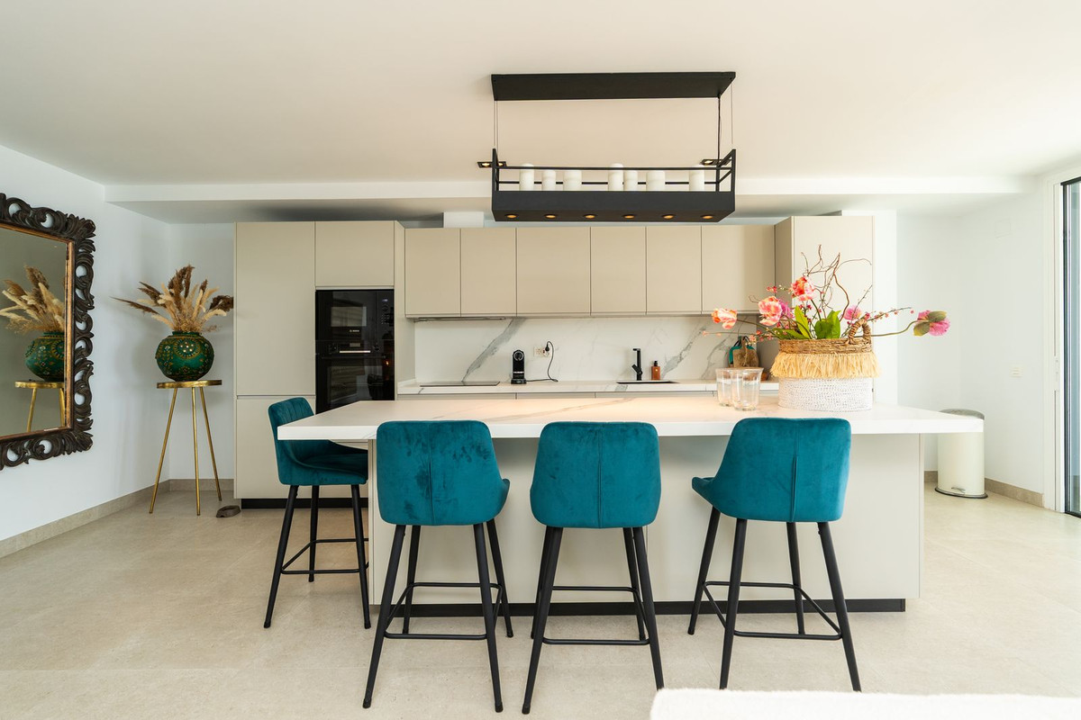 Appartement te koop in Torrequebrada | 3 slaapkamers H5400052