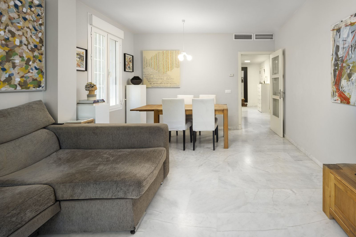 Appartement te koop in Benalmadena Costa | 2 slaapkamers H5401837